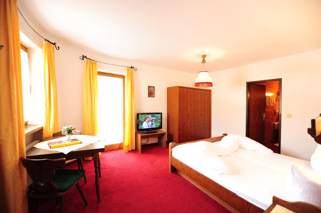 Hotel Garni Lamm Наудерс Номер фото