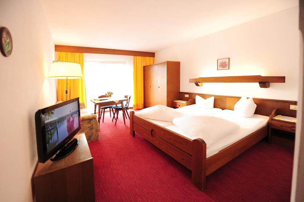 Hotel Garni Lamm Наудерс Номер фото